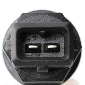 1993 Land Rover Defender 110 Engine Coolant Temperature Sensor Standard Motor Products TX107 image 2 of 3