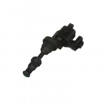 1997 Infiniti J30 Ignition Coil Standard Motor Products UF132 image 1 of 4