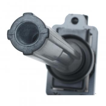 1996 Suzuki Sidekick Ignition Coil Standard Motor Products UF169 image 1 of 3