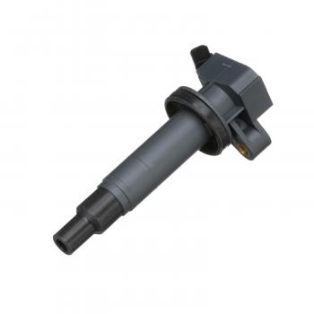2005 Toyota Matrix Ignition Coil Standard Motor Products UF247 image 1 of 4