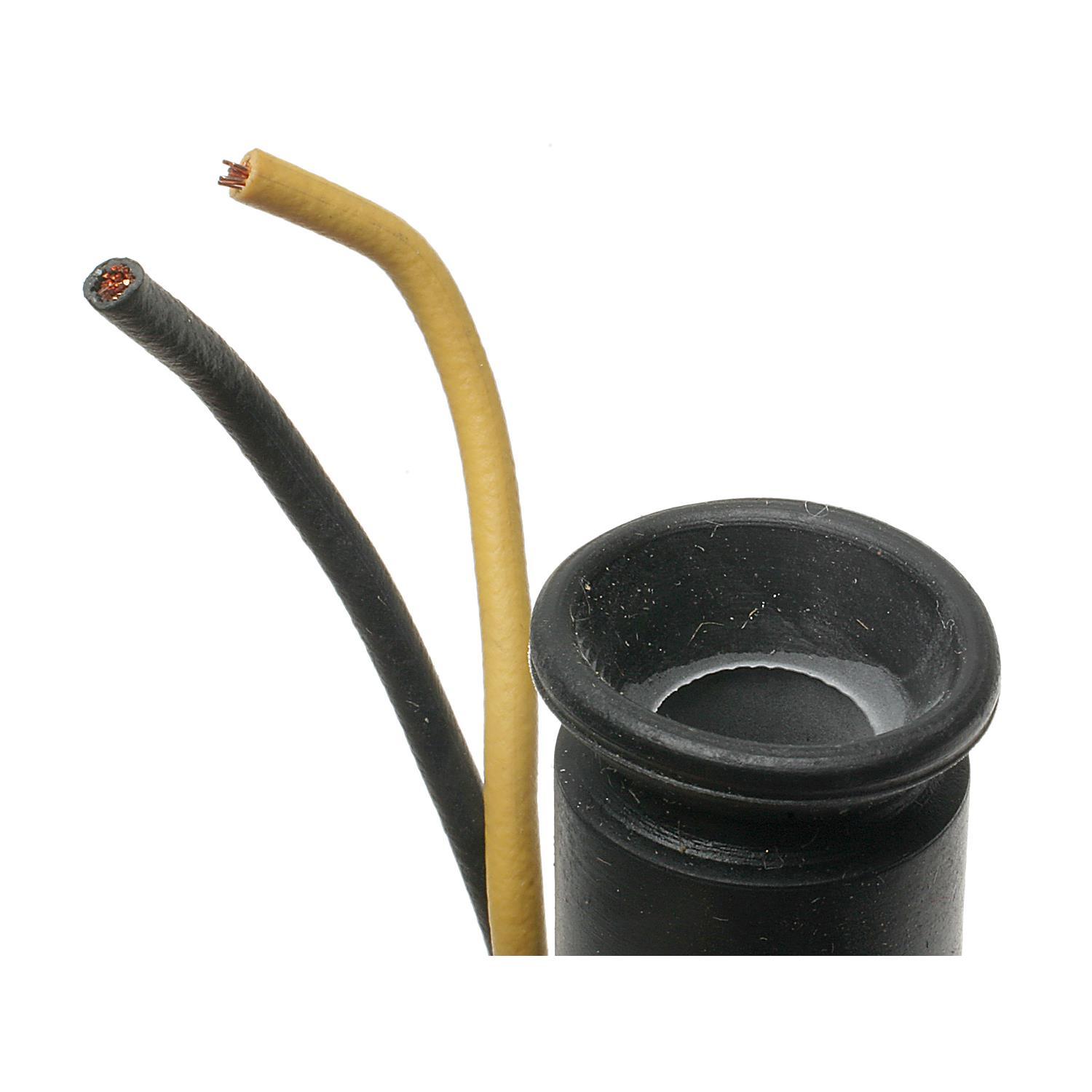 Standard Motor Products UF275 Ignition Coil product image 1 of 3
