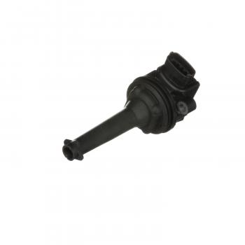 2005 Volvo S60 Ignition Coil Standard Motor Products UF341 image 1 of 4