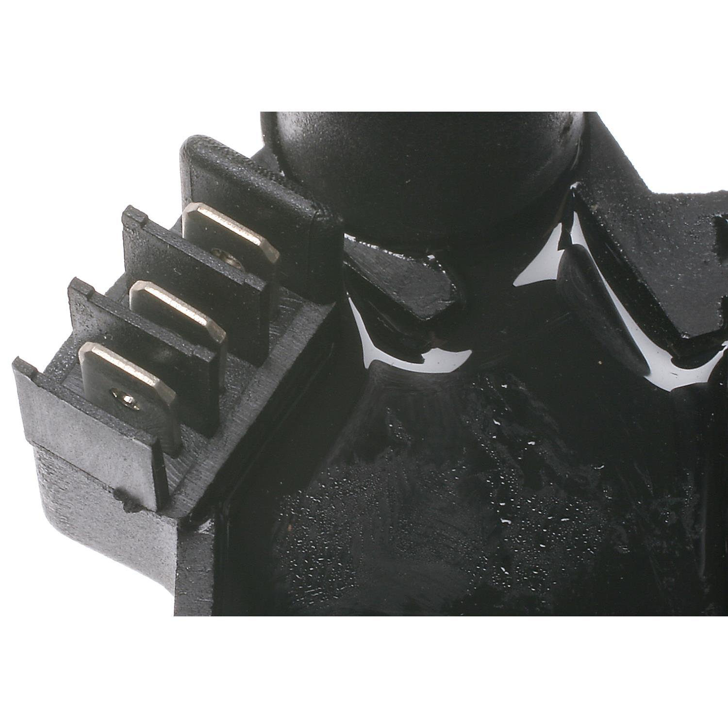 Standard Motor Products UF371 - Ignition Coil Standard Motor Products UF371 Ignition Coil product image 2 of 4