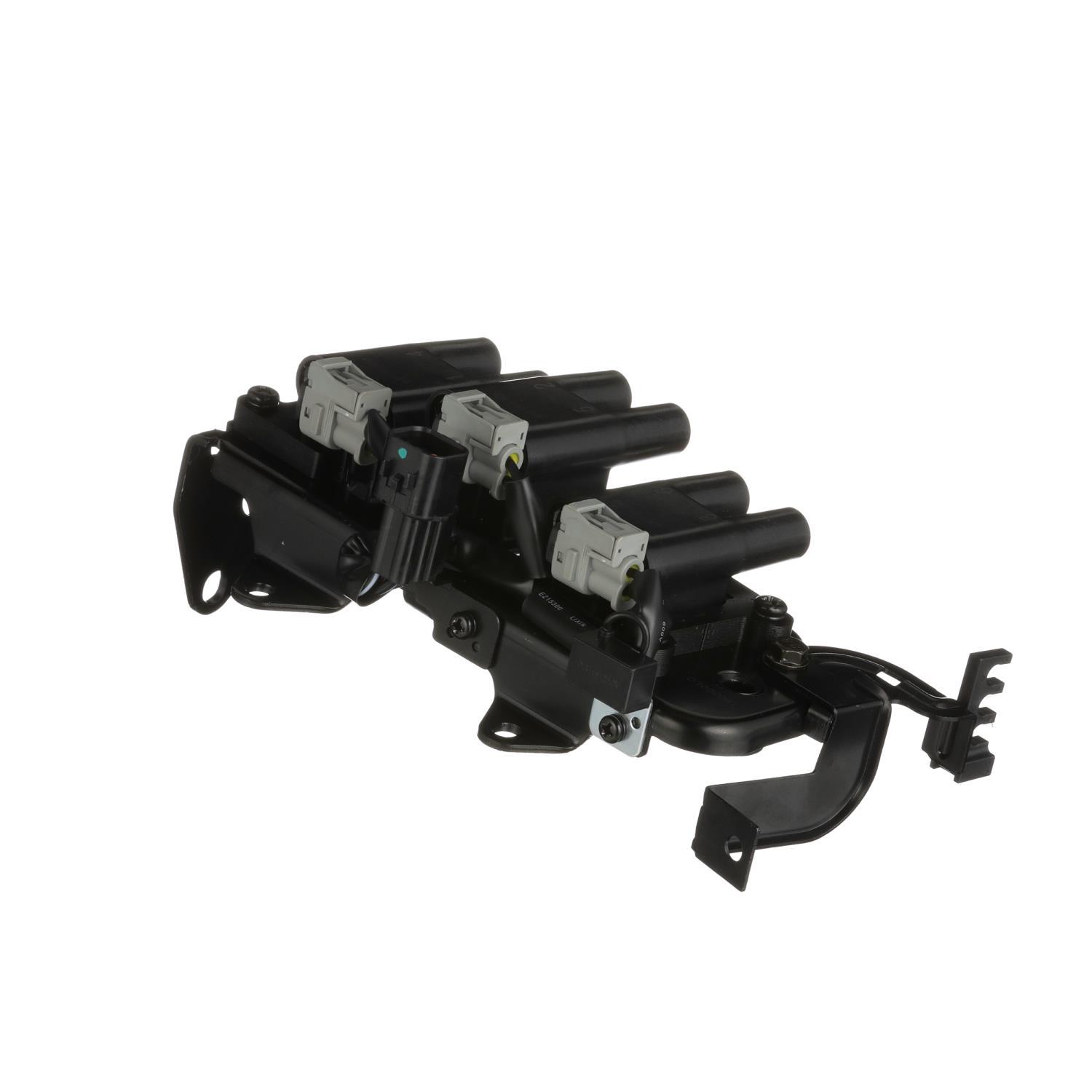 Standard Motor Products UF425 - Ignition Coil Standard Motor Products UF425 Ignition Coil product image 1 of 4