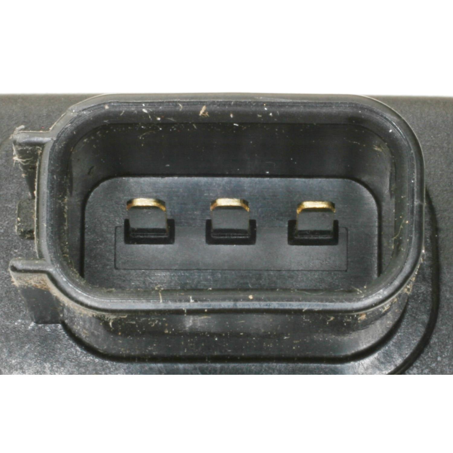 Standard Motor Products UF456 - Ignition Coil Standard Motor Products UF456 Ignition Coil product image 3 of 3