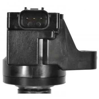 2014 Acura ILX Ignition Coil Standard Motor Products UF676 image 2 of 3