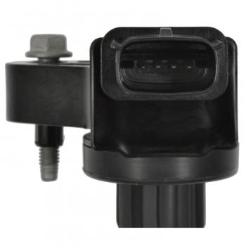 2013 Cadillac ATS Ignition Coil Standard Motor Products UF680 image 2 of 3