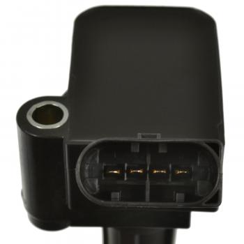 2015 Audi A3 Quattro Ignition Coil Standard Motor Products UF797 image 2 of 3