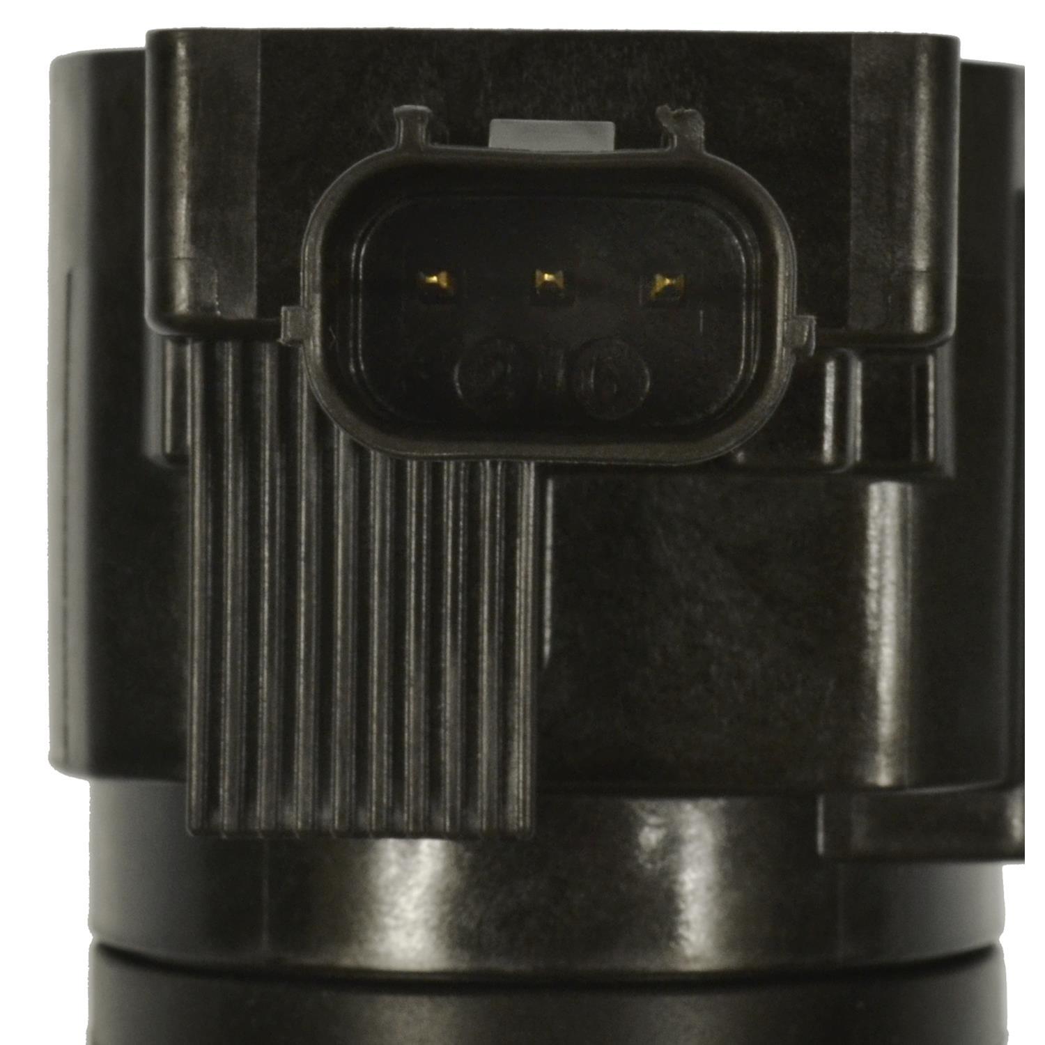 Standard Motor Products UF833 - Ignition Coil Standard Motor Products UF833 Ignition Coil product image 2 of 5