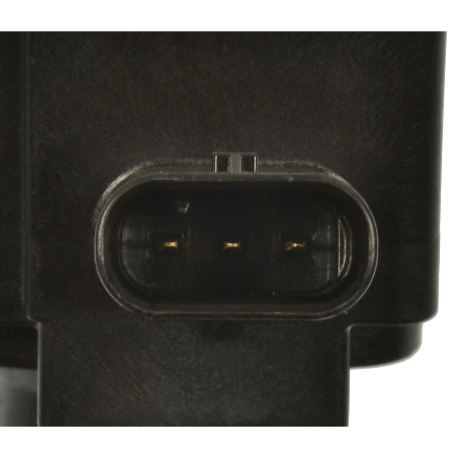 Standard Motor Products UF862 - Ignition Coil Standard Motor Products UF862 Ignition Coil product image 2 of 3