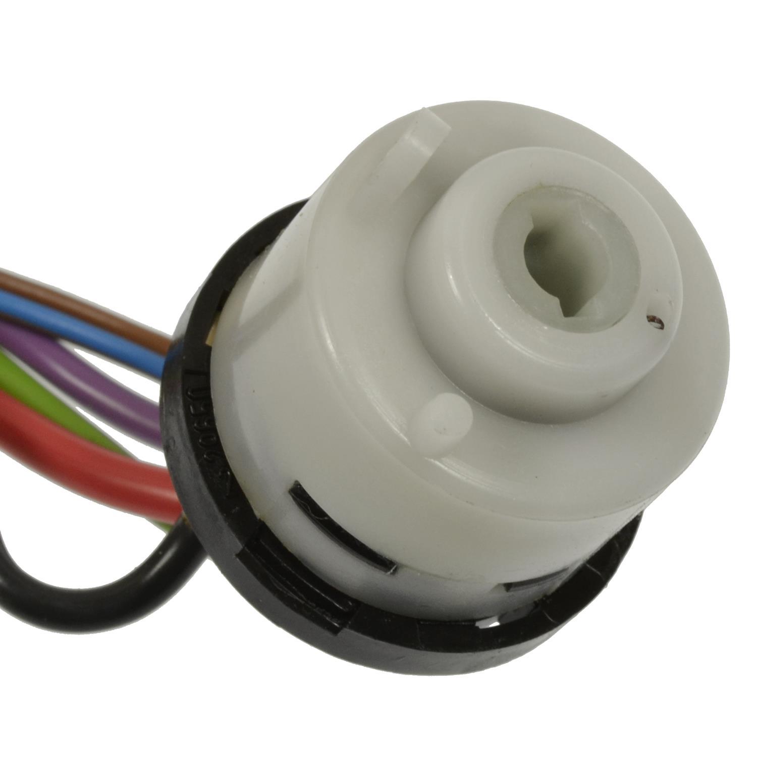 Standard Motor Products US1146 - Ignition Starter Switch Standard Motor Products US1146 Ignition Starter Switch product image 1 of 3