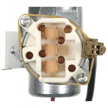 2001 Nissan Sentra Ignition Lock and Cylinder Switch Standard Motor Products US682 image 2 of 3