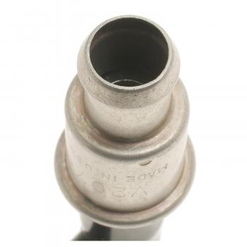 1986 Jeep Wagoneer PCV Valve Standard Motor Products V207 image 2 of 3