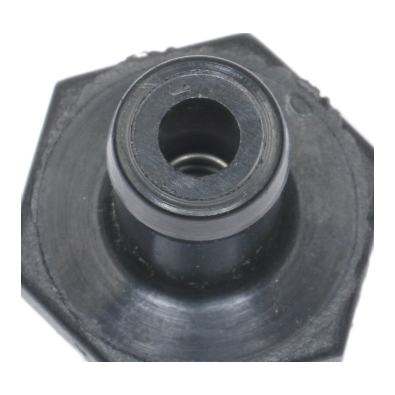 Standard Motor Products V483 PCV Valve product image 1 of 3
