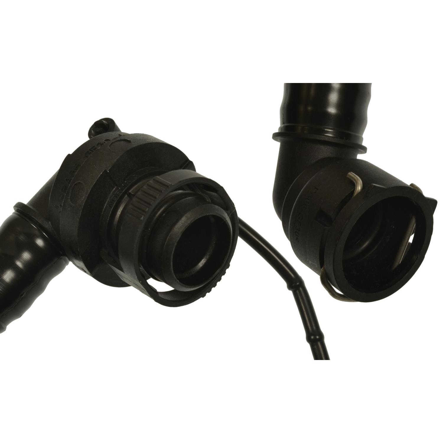 Standard Motor Products V628 - Engine Crankcase Breather Hose Standard Motor Products V628 Engine Crankcase Breather Hose product image 1 of 3