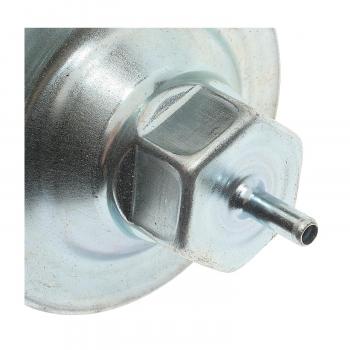 1981 Mercury Lynx Distributor Vacuum Advance Standard Motor Products VC304 image 1 of 3