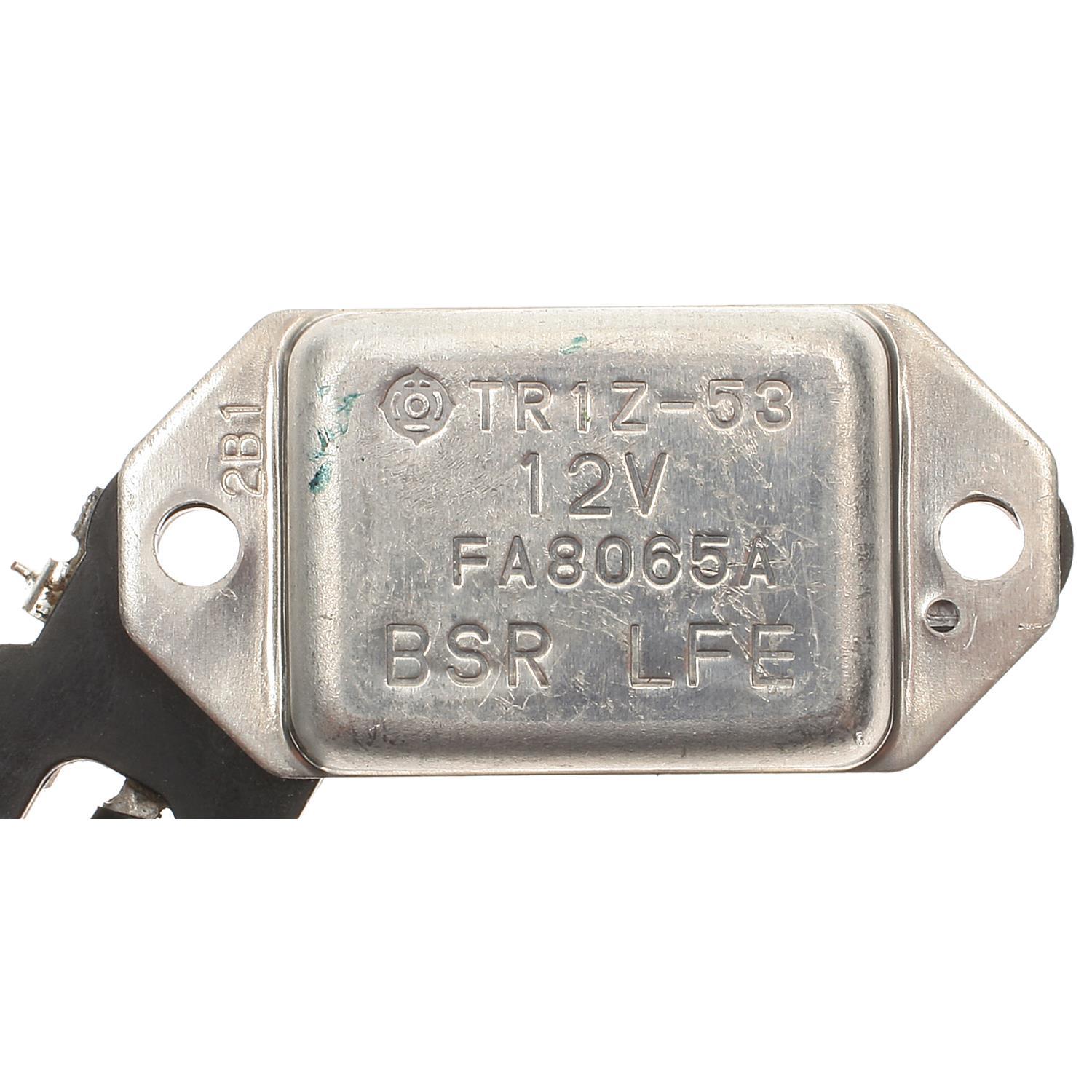 Standard Motor Products VR424 - Voltage Regulator Standard Motor Products VR424 Voltage Regulator product image 1 of 3