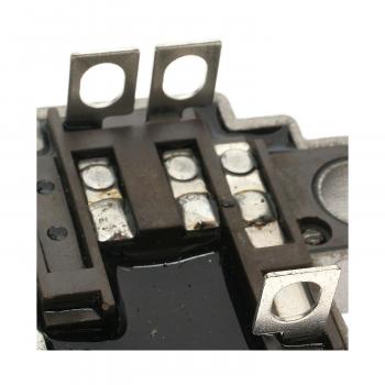 1987 Toyota Pickup Voltage Regulator Standard Motor Products VR488 image 2 of 3