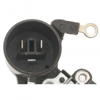 1997 Jaguar Vanden Plas Voltage Regulator Standard Motor Products VR511 image 3 of 3