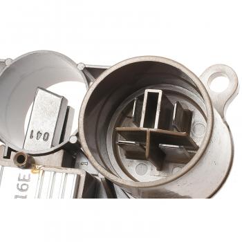 1992 Honda Civic Voltage Regulator Standard Motor Products VR546 image 3 of 3