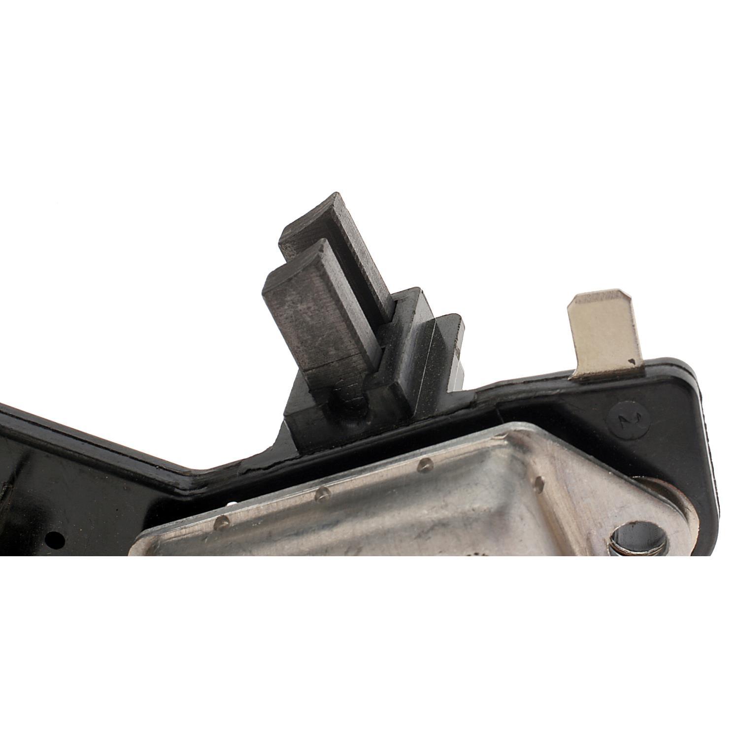 Standard Motor Products VR592 - Voltage Regulator Standard Motor Products VR592 Voltage Regulator product image 2 of 4