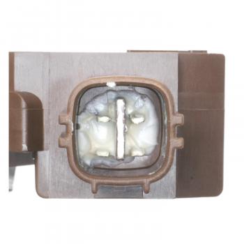 2010 Toyota Tacoma Voltage Regulator Standard Motor Products VR760 image 2 of 3
