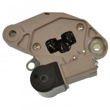 1993 Volkswagen Jetta Voltage Regulator Standard Motor Products VR792 image 1 of 2