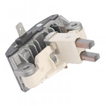 2000 Volvo S70 Voltage Regulator Standard Motor Products VR820 image 1 of 3