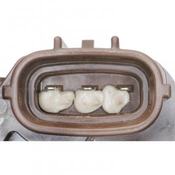 2007 Suzuki Aerio Voltage Regulator Standard Motor Products VR827 image 3 of 3