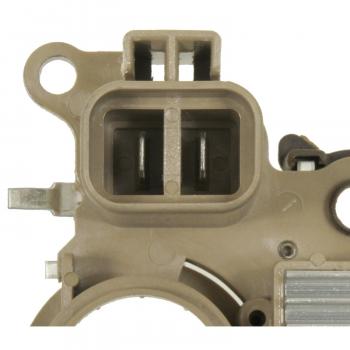1998 Hyundai Sonata Voltage Regulator Standard Motor Products VR833 image 2 of 3