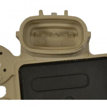 2008 Kia Optima Voltage Regulator Standard Motor Products VR848 image 3 of 3