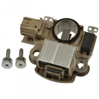2011 Honda Civic Voltage Regulator Standard Motor Products VR867 image 2 of 3