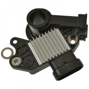 2008 Chevrolet Aveo5 Voltage Regulator Standard Motor Products VR870 image 2 of 3