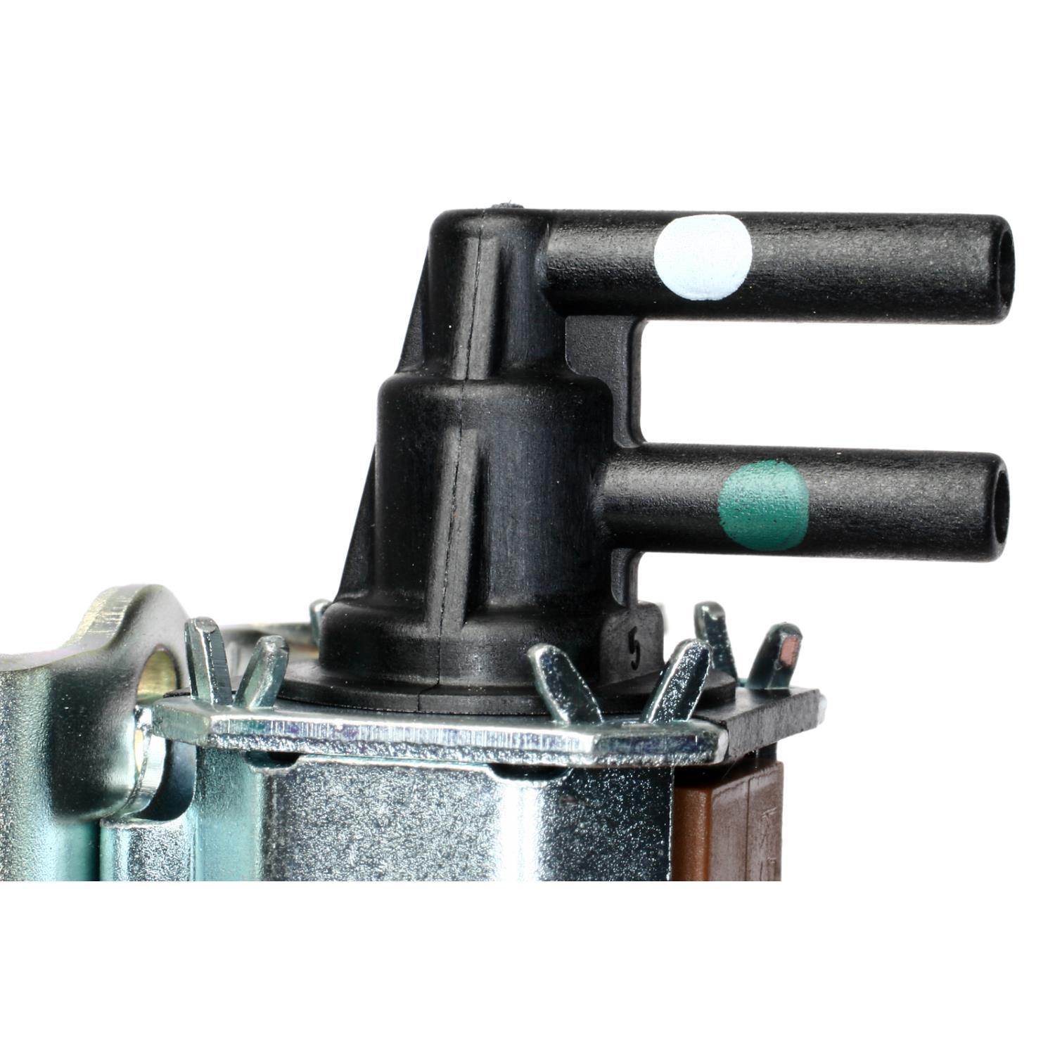 Standard Motor Products VS203 - EGR Valve Control Solenoid Standard Motor Products VS203 EGR Valve Control Solenoid product image 1 of 3