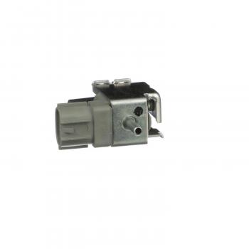 1998 Suzuki Sidekick EGR Valve Control Solenoid Standard Motor Products VS22 image 2 of 4