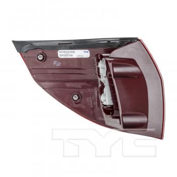2004 Toyota Sienna Tail Light Assembly Right Outer TYC 11598900 image 4 of 4