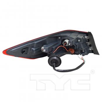 2018 Hyundai Elantra Tail Light Assembly Right Outer TYC 116903009 image 2 of 4