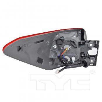 2019 Toyota Highlander Tail Light Assembly Right Outer TYC 11697780 image 2 of 4