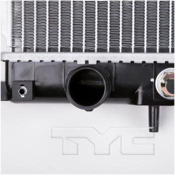 2006 Mitsubishi Endeavor Radiator Primary TYC 13032 image 3 of 4