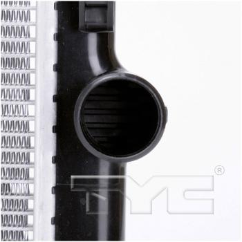2012 Jeep Liberty Radiator Primary TYC 13071 image 4 of 4