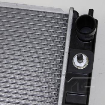 2014 Infiniti QX70 Radiator Primary TYC 13079 image 3 of 4