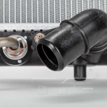 2009 Toyota Highlander Radiator Primary TYC 13122 image 3 of 4