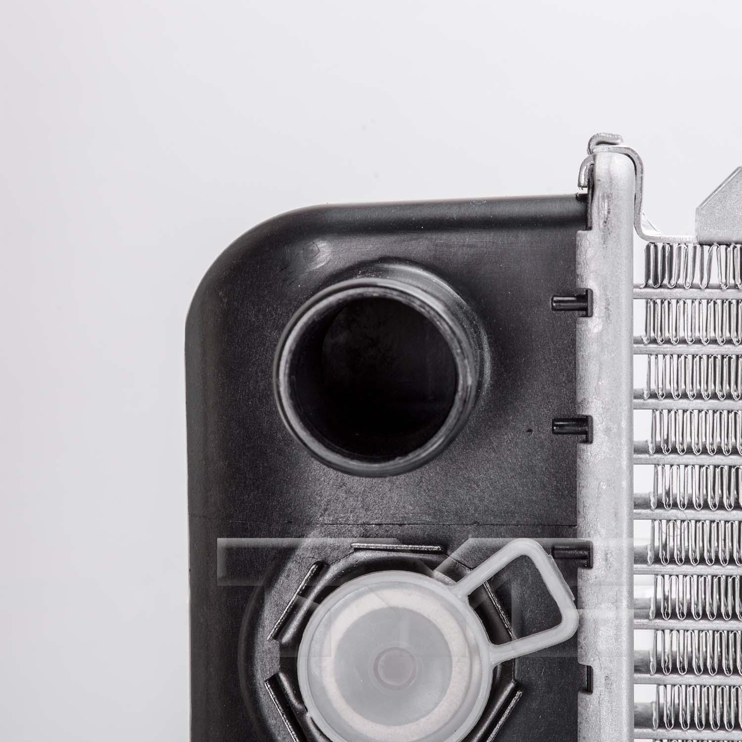 TYC 1693 - Radiator Assembly TYC 1693 Radiator product image 3 of 5