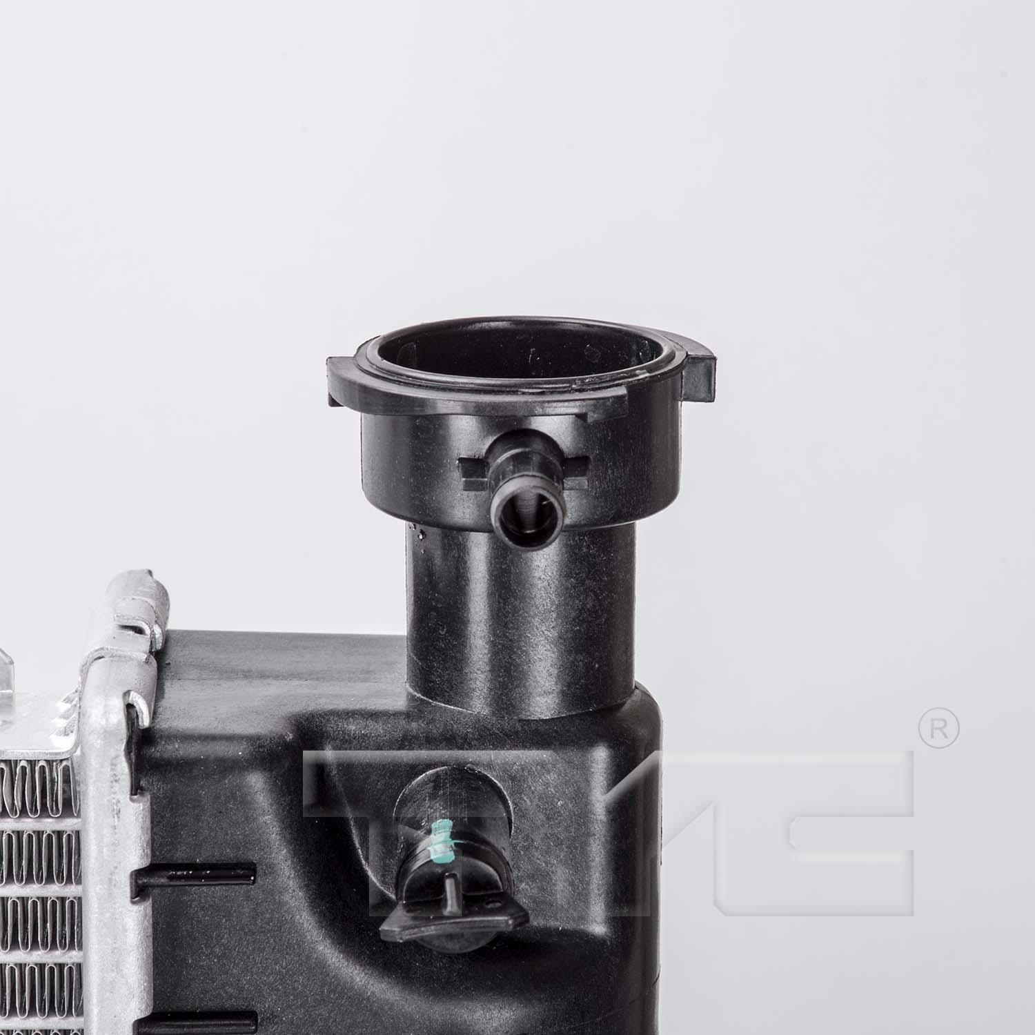 TYC 1693 - Radiator Assembly TYC 1693 Radiator product image 4 of 5