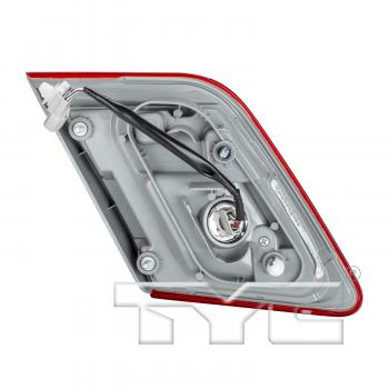 2010 Toyota Camry Tail Light Assembly Right Inner TYC 17527300 image 2 of 4