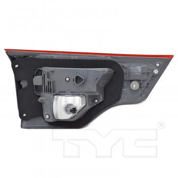 2019 Toyota Highlander Tail Light Assembly Right Inner TYC 17573790 image 2 of 4