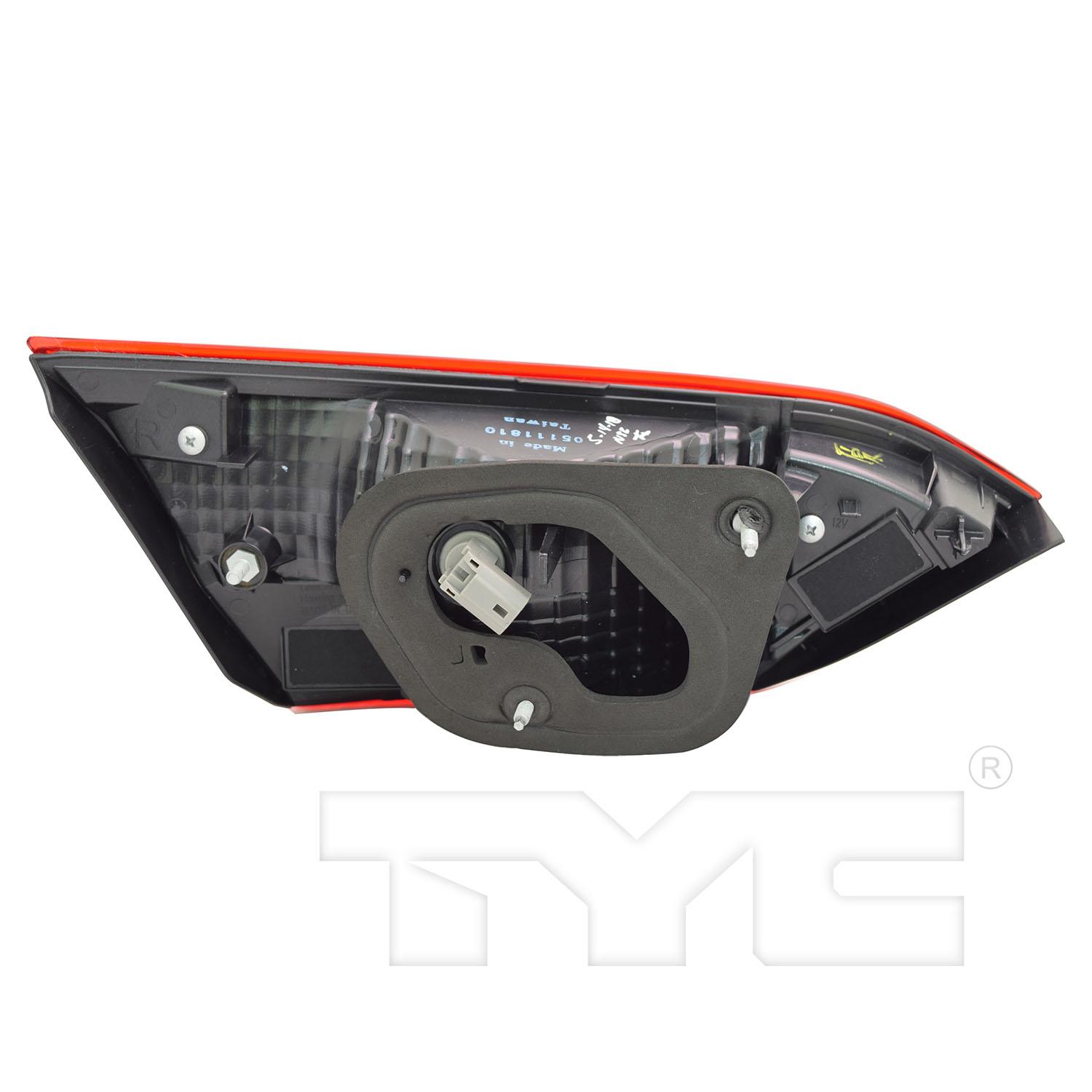 TYC 17576900 - Tail Light Assembly TYC 17576900 Tail Light Assembly product image 2 of 6