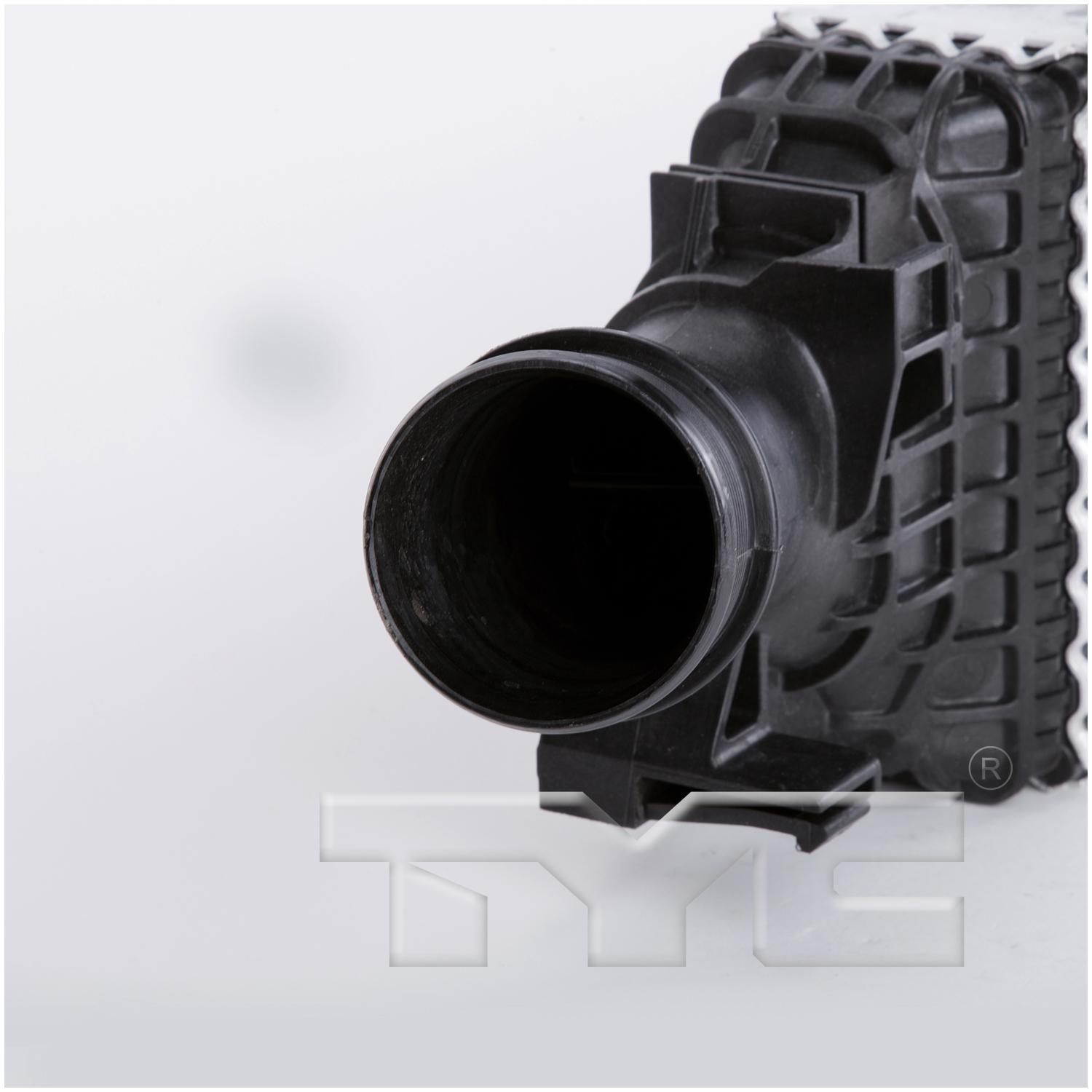 TYC 18018 - Intercooler TYC 18018 Intercooler product image 3 of 4