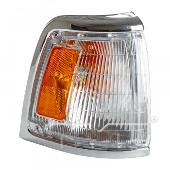 1994 Toyota Pickup Parking / Cornering Light Assembly Front Right TYC 18199036 image 1 of 4