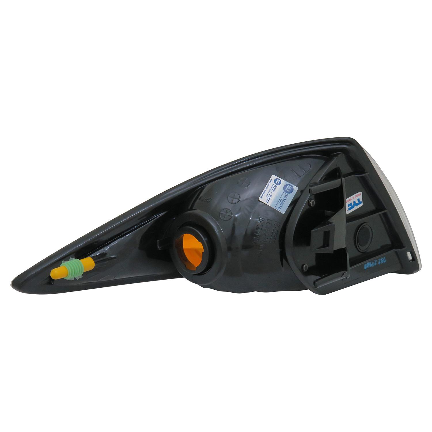 TYC 18553001 - Turn Signal / Parking Light / Side Marker Light TYC 18553001 Turn Signal / Parking Light / Side Marker Light product image 2 of 6